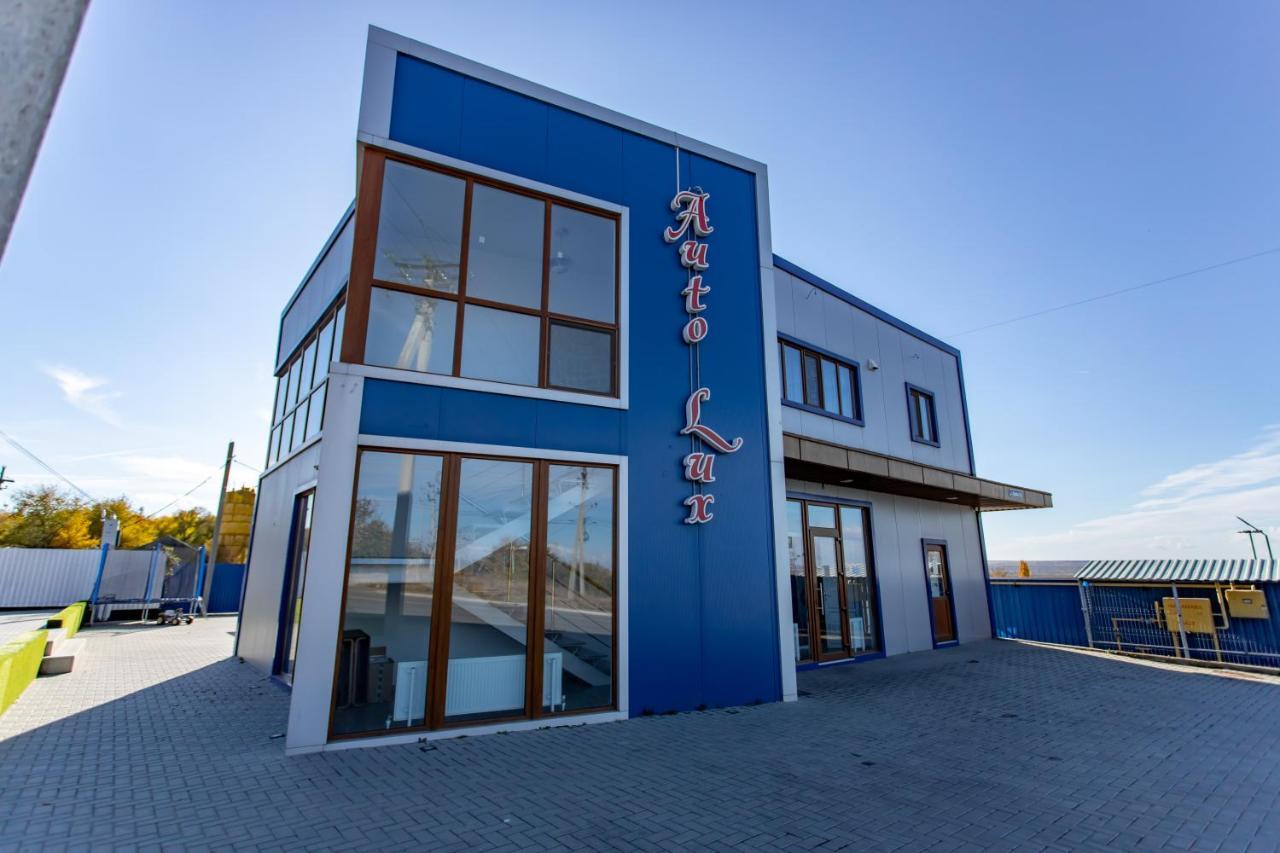 Autolux Hotel Cahul Exterior foto